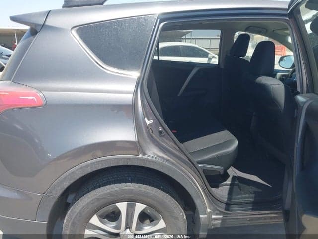 2018 TOYOTA RAV4 LE 8