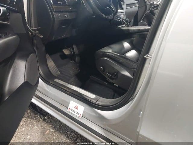 2018 VOLVO XC90 6