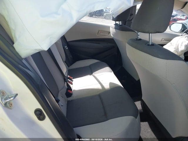 2024 TOYOTA COROLLA LE 8