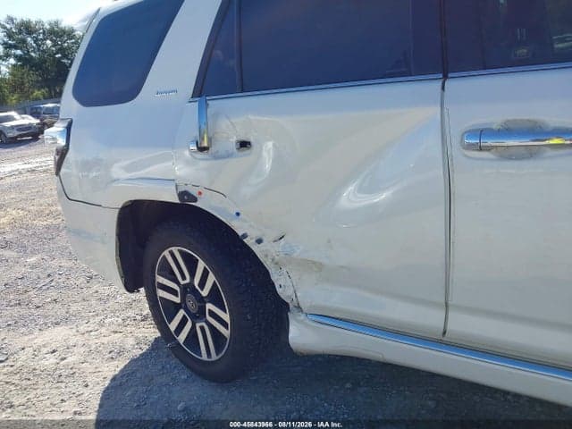 2018 TOYOTA 4RUNNER LIMITED 6