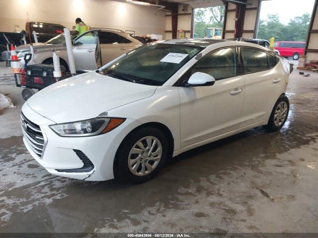 2017 HYUNDAI ELANTRA SE 2