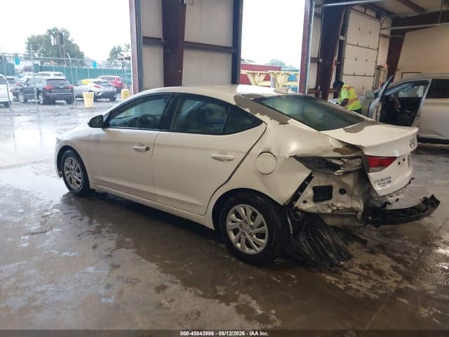 2017 HYUNDAI ELANTRA SE 3