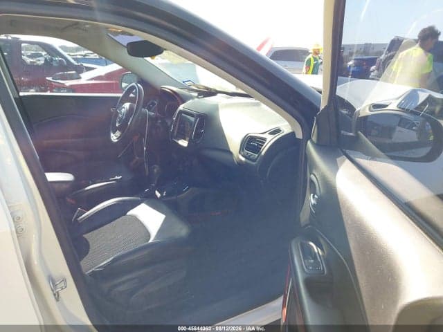 2018 JEEP COMPASS TRAILHAWK 4X4 5