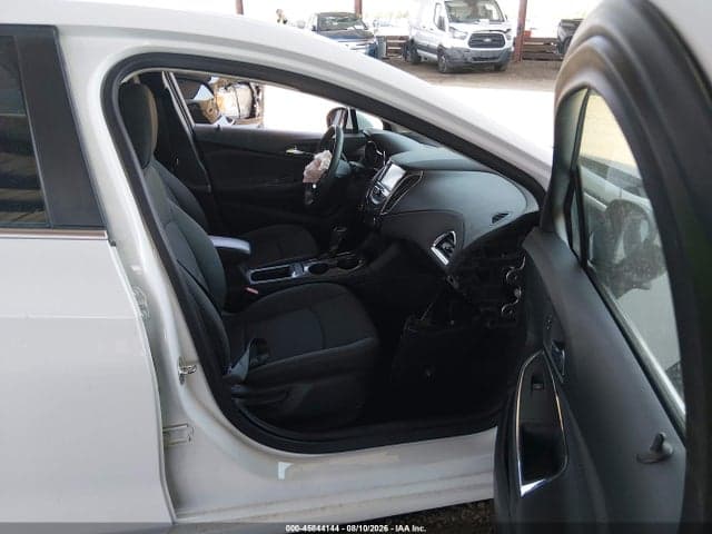 2018 CHEVROLET CRUZE LT AUTO 5