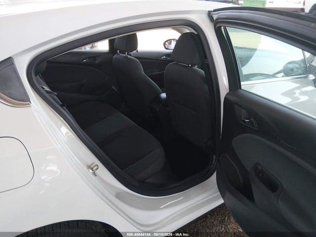 2018 CHEVROLET CRUZE LT AUTO 8