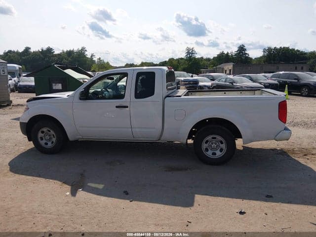 2019 NISSAN FRONTIER S 14