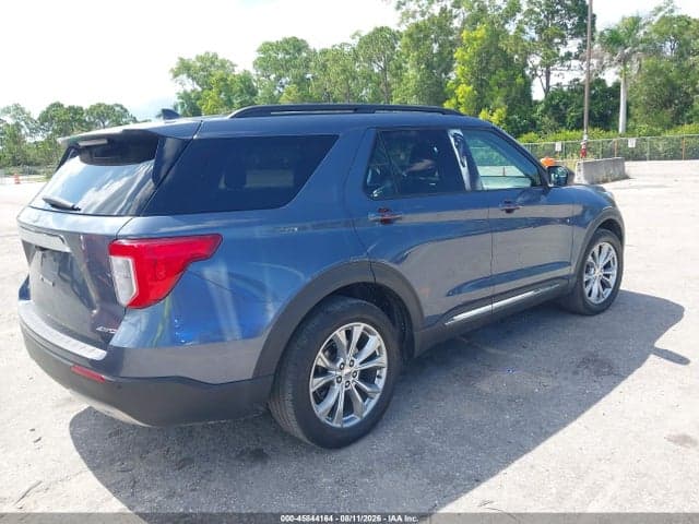 2021 FORD EXPLORER XLT 4