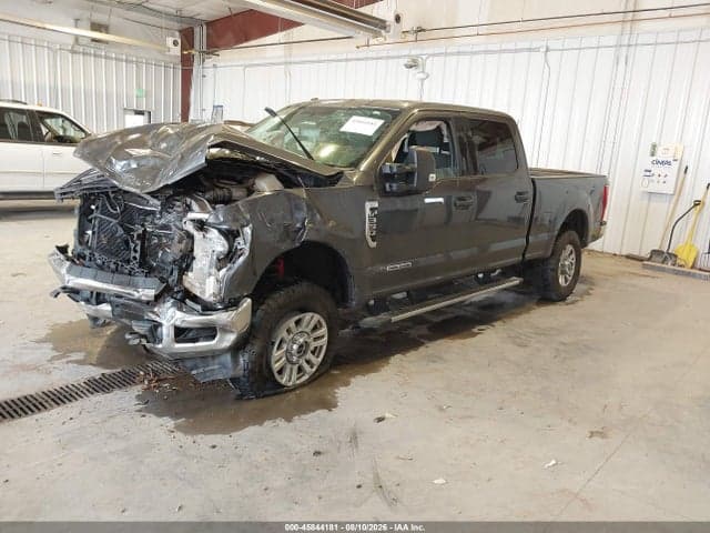 2017 FORD F-350 XLT 2