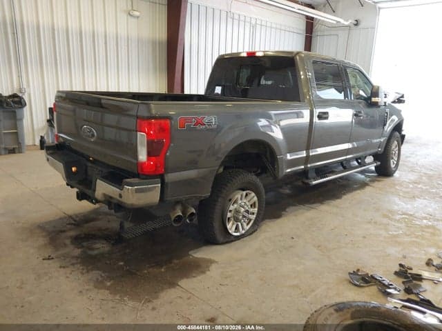2017 FORD F-350 XLT 4