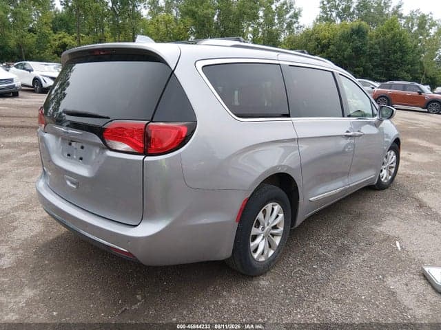 2018 CHRYSLER PACIFICA TOURING L 4