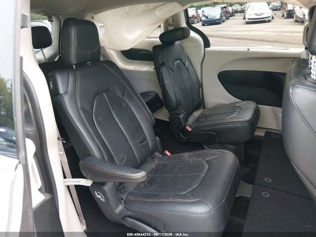 2018 CHRYSLER PACIFICA TOURING L 8