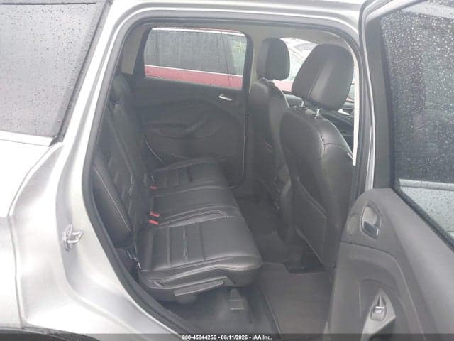 2017 FORD ESCAPE TITANIUM 8