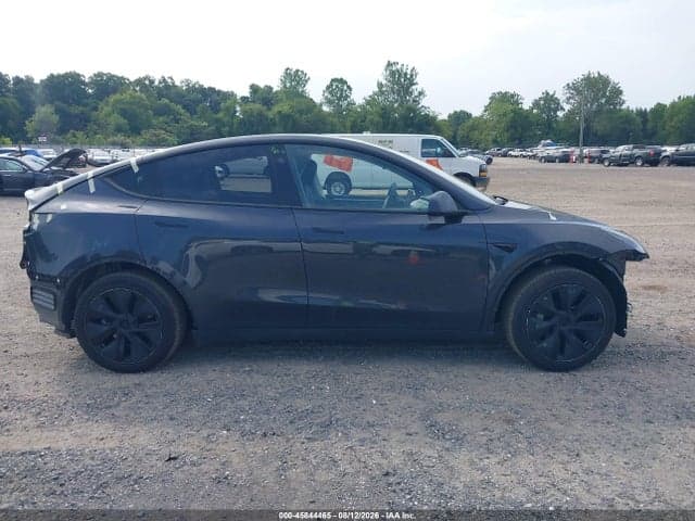 2025 TESLA MODEL Y LONG RANGE DUAL MOTOR REAR-WHEEL DRIVE 13