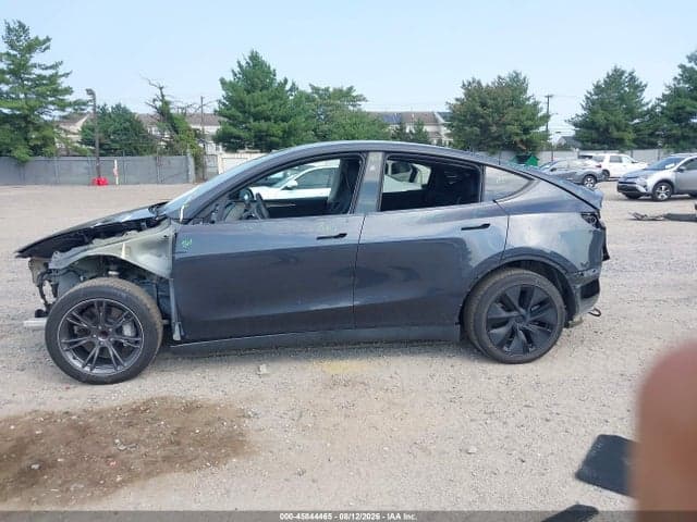 2025 TESLA MODEL Y LONG RANGE DUAL MOTOR REAR-WHEEL DRIVE 14