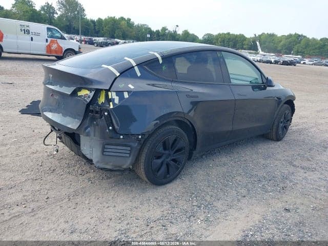 2025 TESLA MODEL Y LONG RANGE DUAL MOTOR REAR-WHEEL DRIVE 4