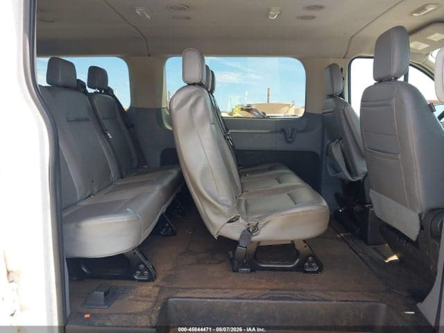 2018 FORD TRANSIT-150 XL 8