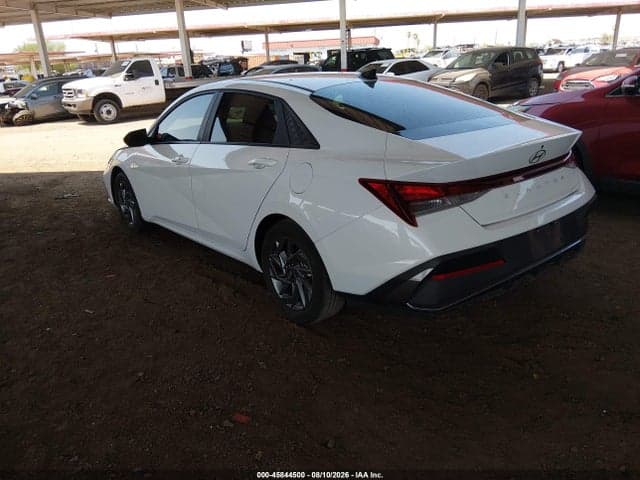 2024 HYUNDAI ELANTRA SEL 3