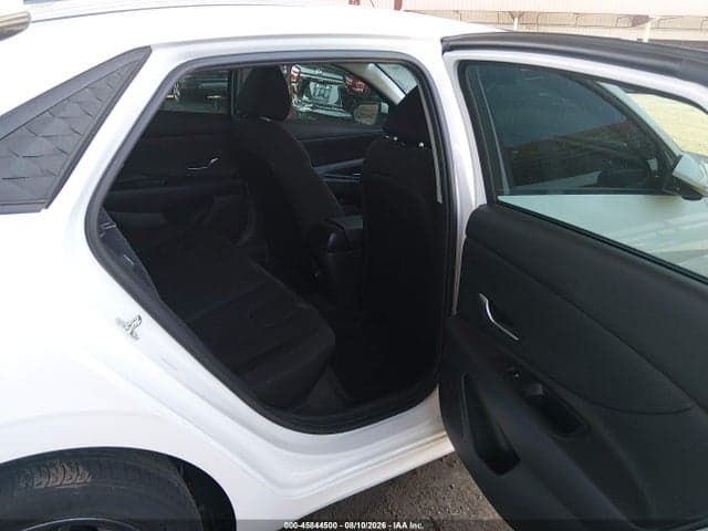 2024 HYUNDAI ELANTRA SEL 8