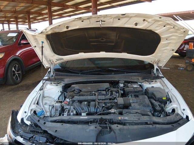 2024 HYUNDAI ELANTRA SEL 10