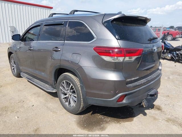 2017 TOYOTA HIGHLANDER HYBRID XLE 3