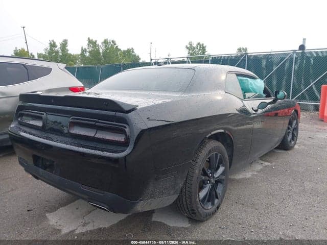 2022 DODGE CHALLENGER SXT AWD 4