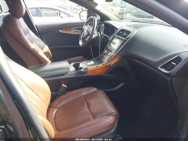 2019 LINCOLN NAUTILUS RESERVE 5