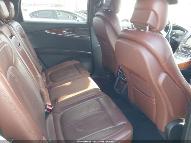2019 LINCOLN NAUTILUS RESERVE 8