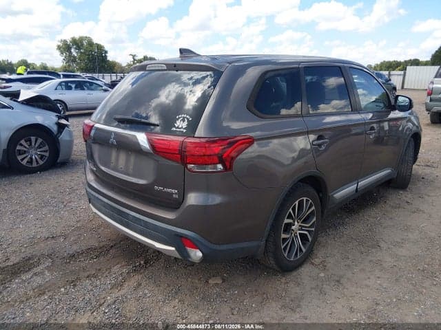 2018 MITSUBISHI OUTLANDER SE 4
