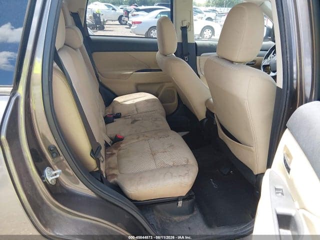 2018 MITSUBISHI OUTLANDER SE 8