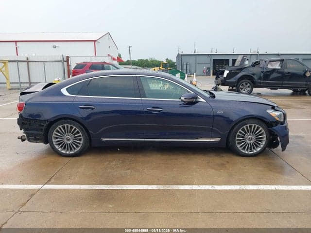 2019 KIA K900 LUXURY 13