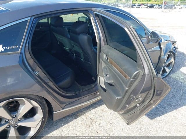 2018 HONDA ACCORD TOURING 2.0T 8