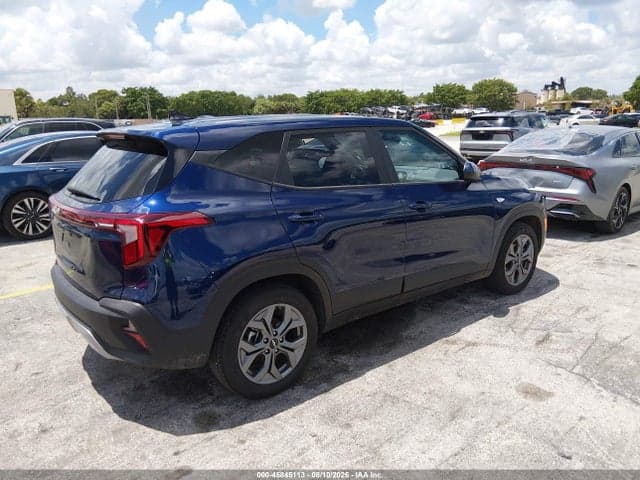 2026 KIA SELTOS LX 4