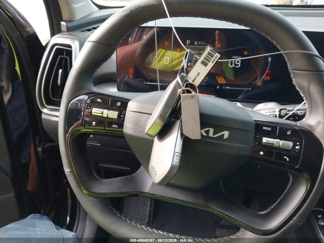 2026 KIA SORENTO S 11