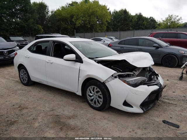 2019 TOYOTA COROLLA LE 1