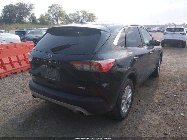 2020 FORD ESCAPE SE 4