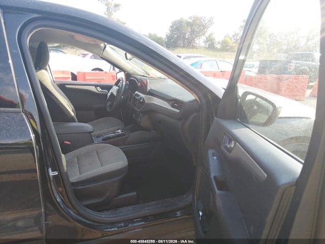 2020 FORD ESCAPE SE 5