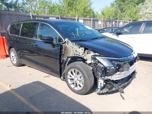 2027 CHRYSLER PACIFICA LIMITED 1