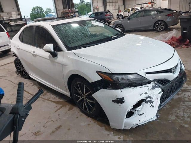 2022 TOYOTA CAMRY SE AWD