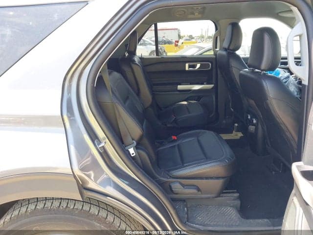 2022 FORD EXPLORER XLT 8