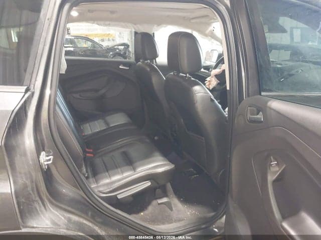 2017 FORD ESCAPE TITANIUM 8