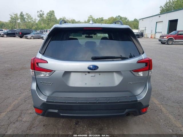 2021 SUBARU FORESTER PREMIUM 17