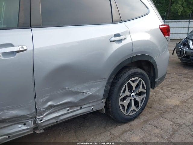 2021 SUBARU FORESTER PREMIUM 19