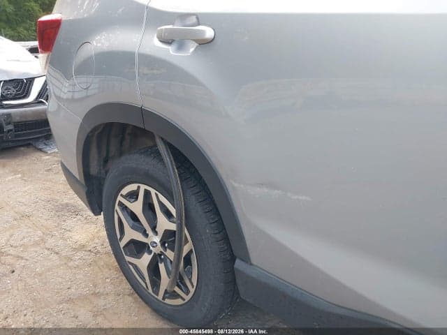 2021 SUBARU FORESTER PREMIUM 21