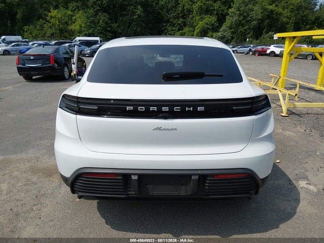 2025 PORSCHE MACAN ELECTRIC 16