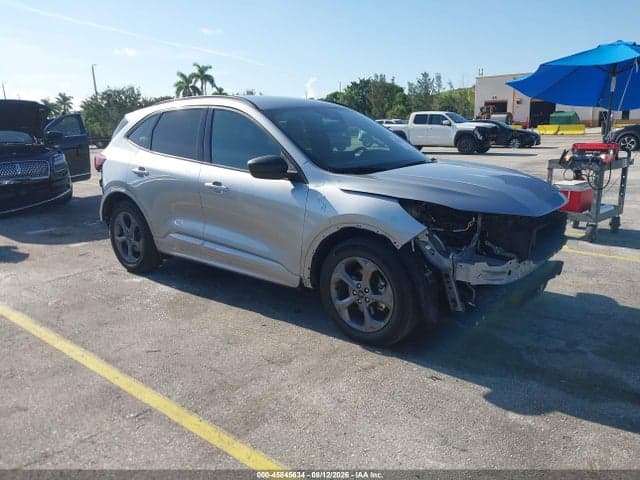 2024 FORD ESCAPE ST-LINE 1
