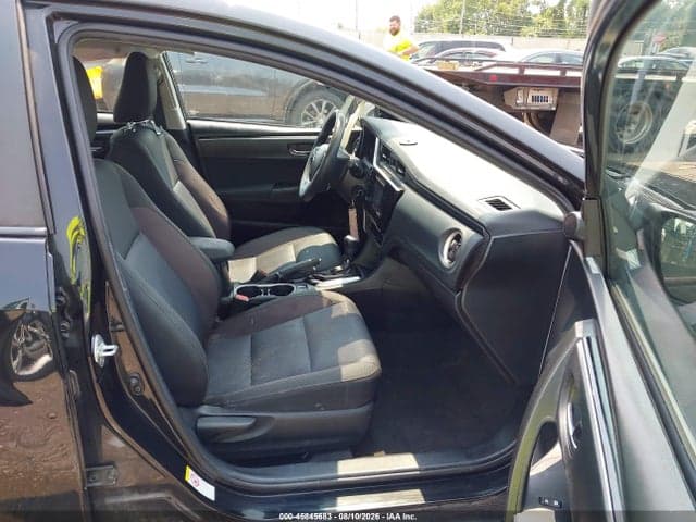 2018 TOYOTA COROLLA LE 5