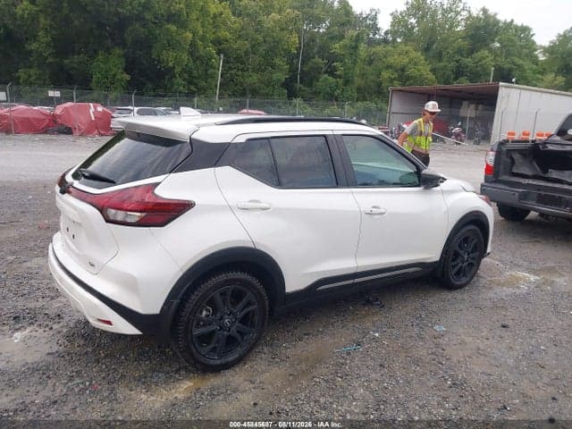 2023 NISSAN KICKS SR XTRONIC CVT 4