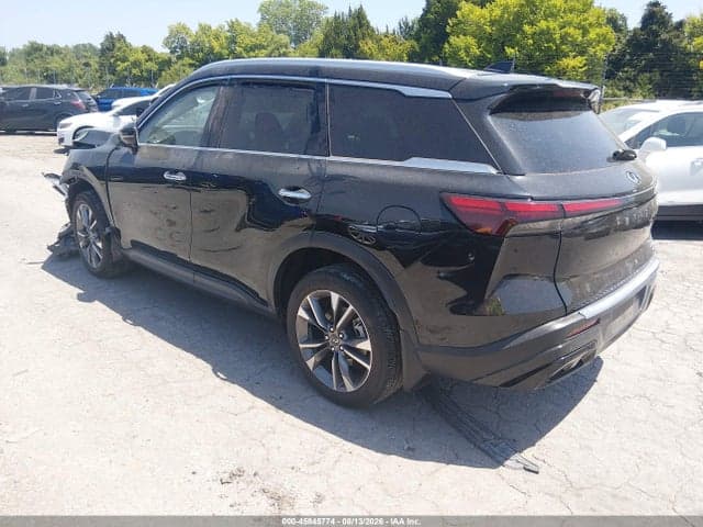 2023 INFINITI QX60 LUXE 3