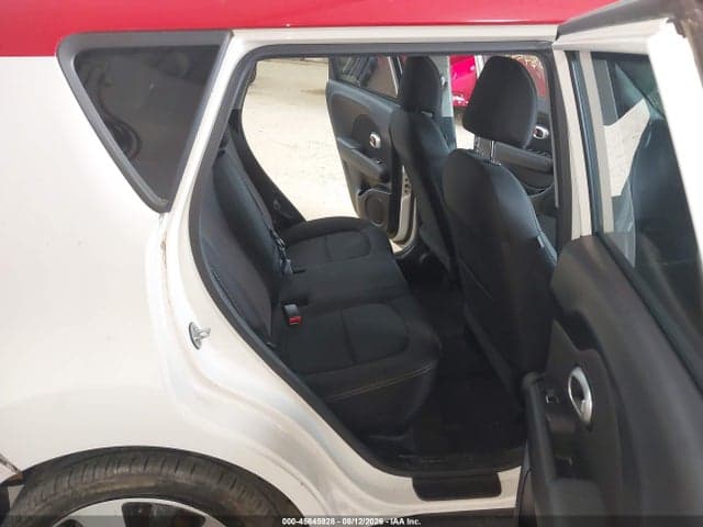 2017 KIA SOUL + 8