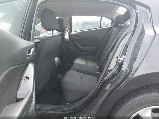 2018 MAZDA MAZDA3 SPORT 8
